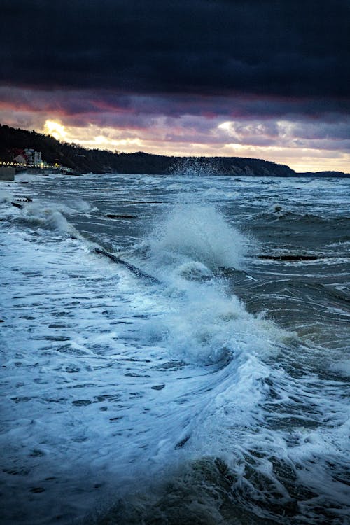 Photos gratuites de accident, bord de mer, Ciel sombre