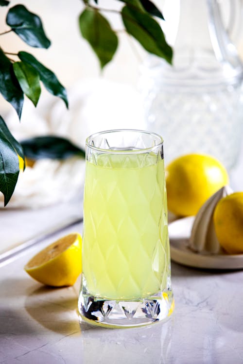 Ingyenes stockfotó citromok, függőleges lövés, ital témában