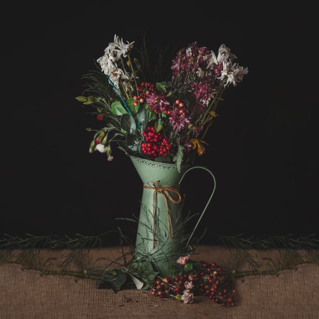 Rustic bouquet still life by Orçun Çıkmaz on Pexels