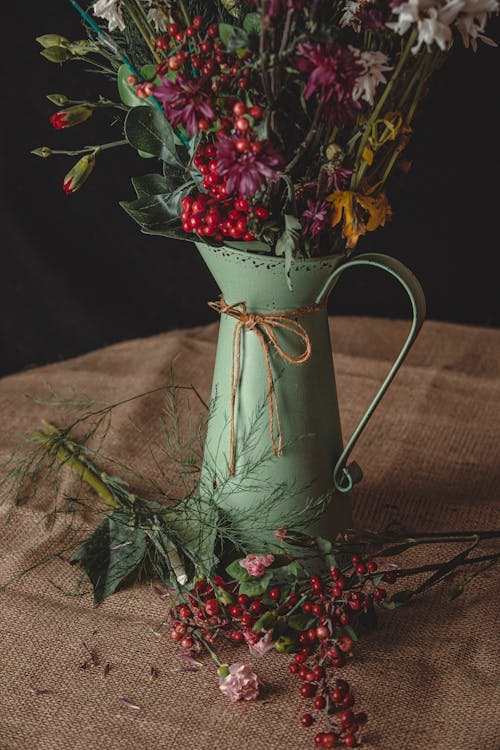 Gratis arkivbilde med blomster, blomsterblad, bukett