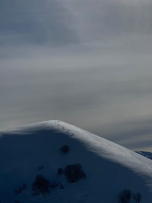 Gratis arkivbilde med årstid, ås, fjelltopp