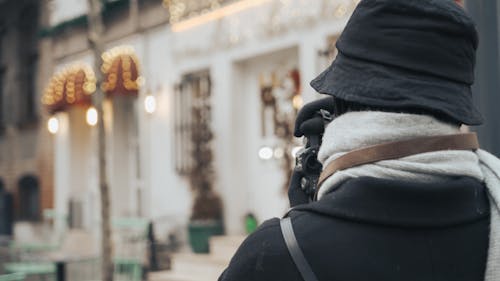 alan derinliği, arkadan görünüm, gri eşarp içeren Ücretsiz stok fotoğraf