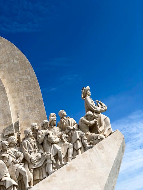 Fotos de stock gratuitas de cielo azul, esculturas, estatuas