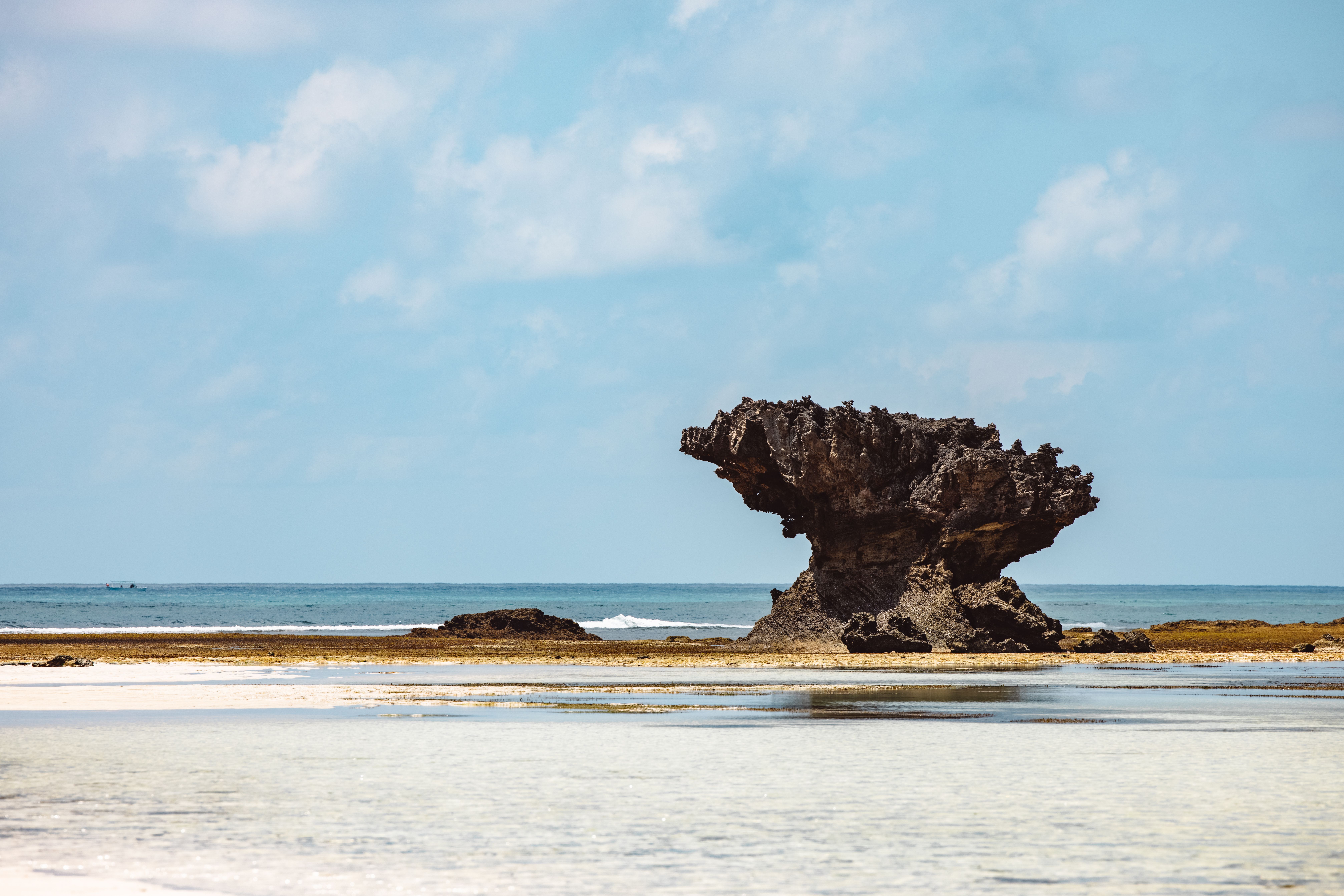 Samhah Northeast Outcrop Beach view 2