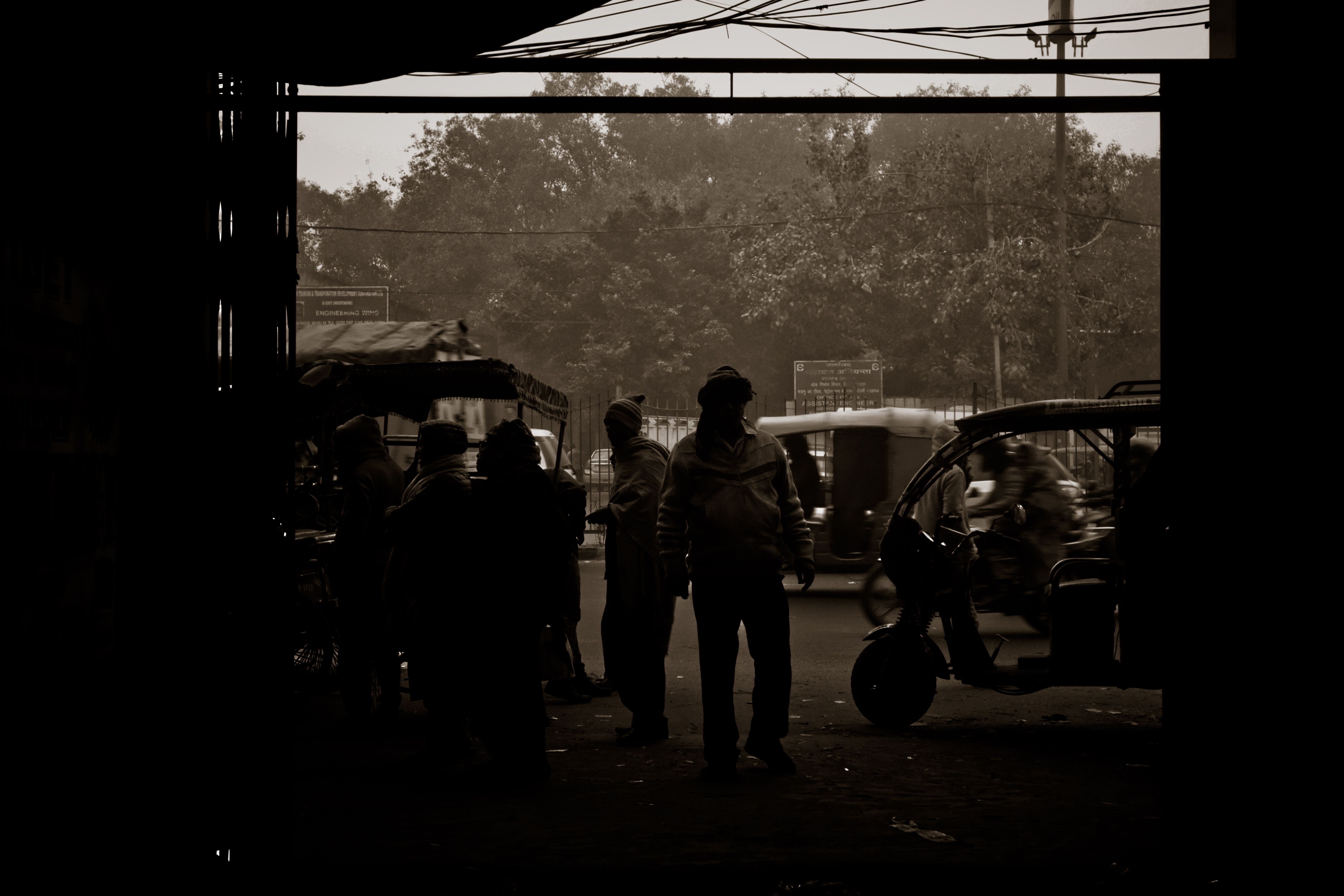 Auto-rickshaw waiting outside Sadar Bazaar