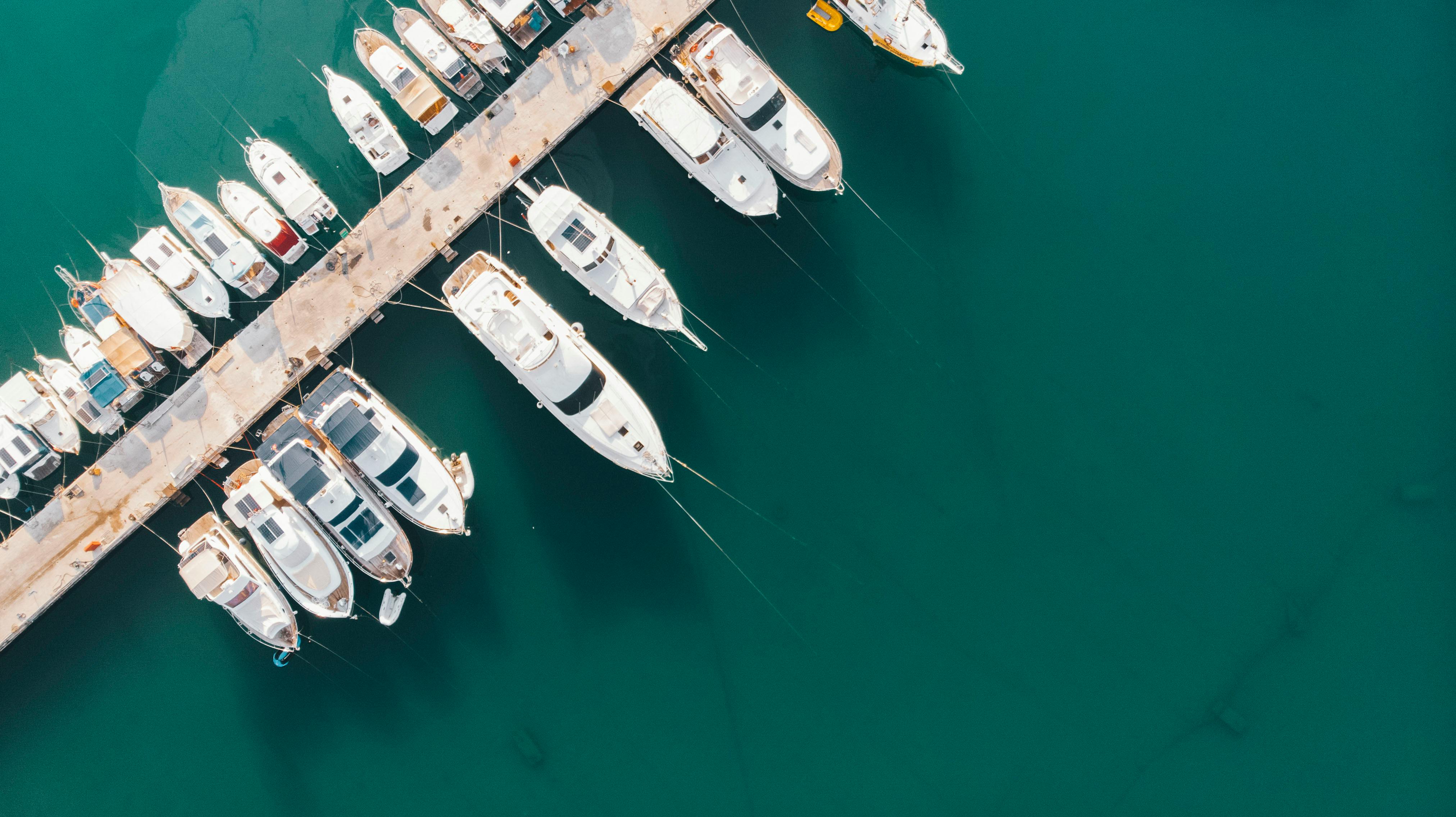 Fleet Sales Fall 2.1 Percent in June — Photo by Serhat Yılmaz on Pexels