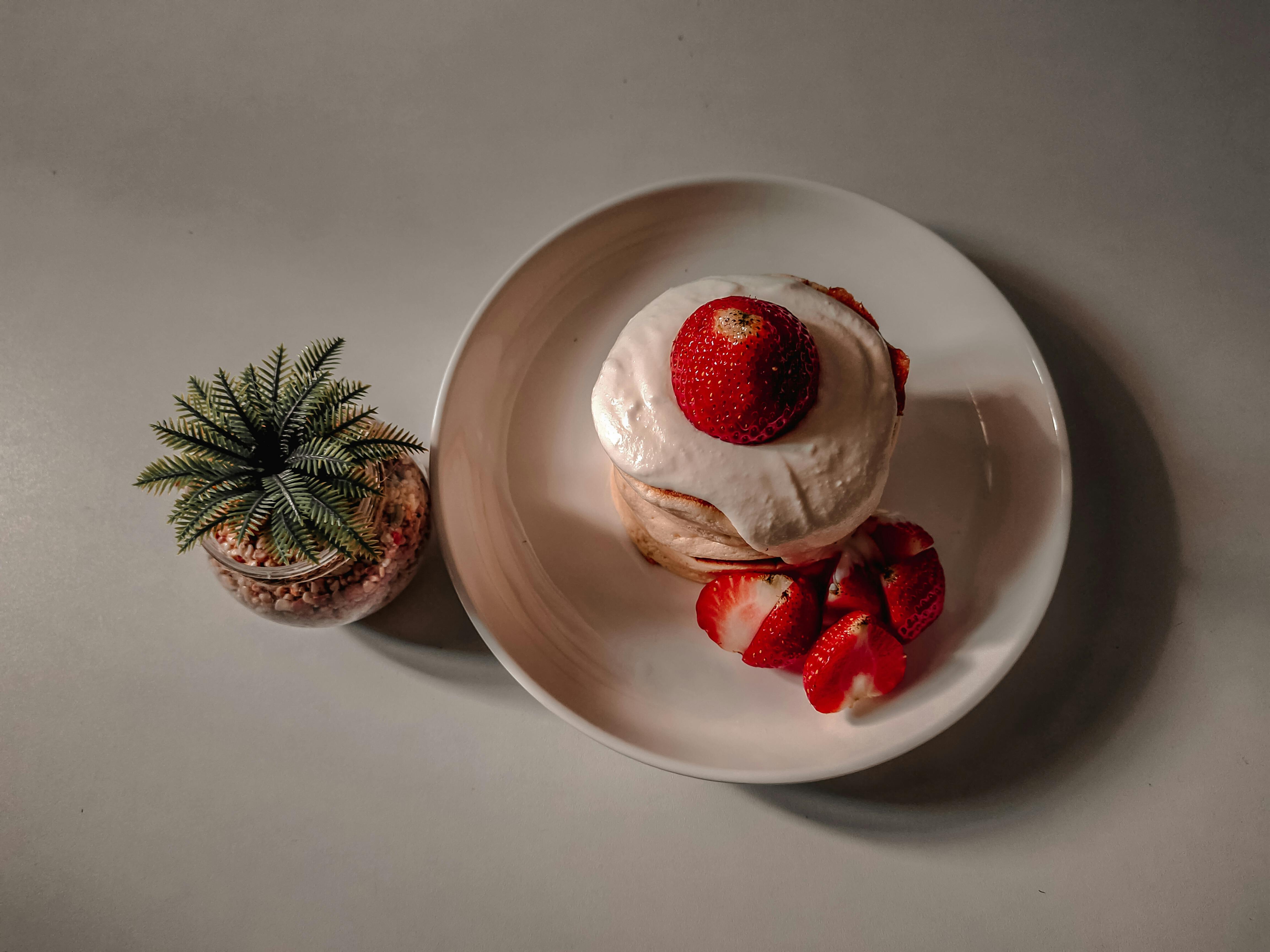 fluffy soufflé pancakes from Hanabusa Cafe - brunch near downtown chicago