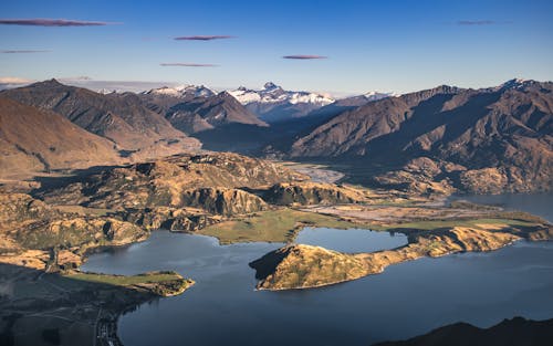 Kostenloses Stock Foto zu berge, blauer himmel, drohne erschossen