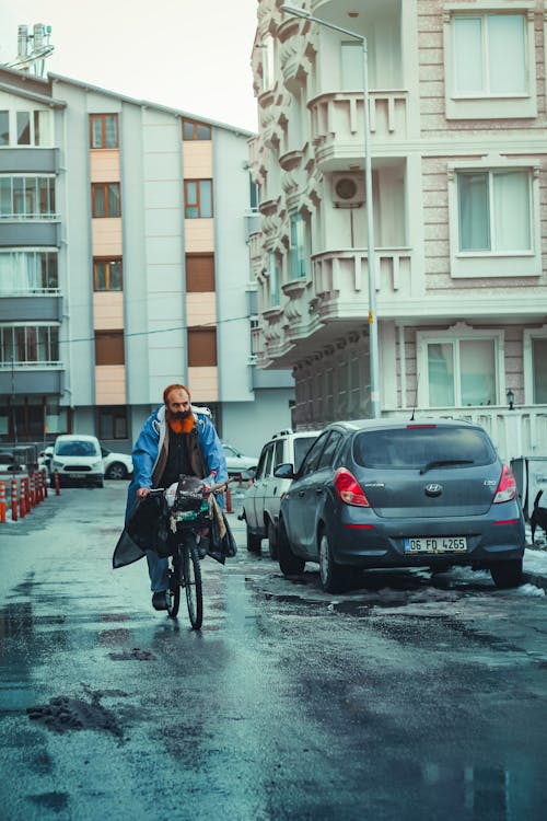 Kostnadsfri bild av bilar, byggnader, cykel