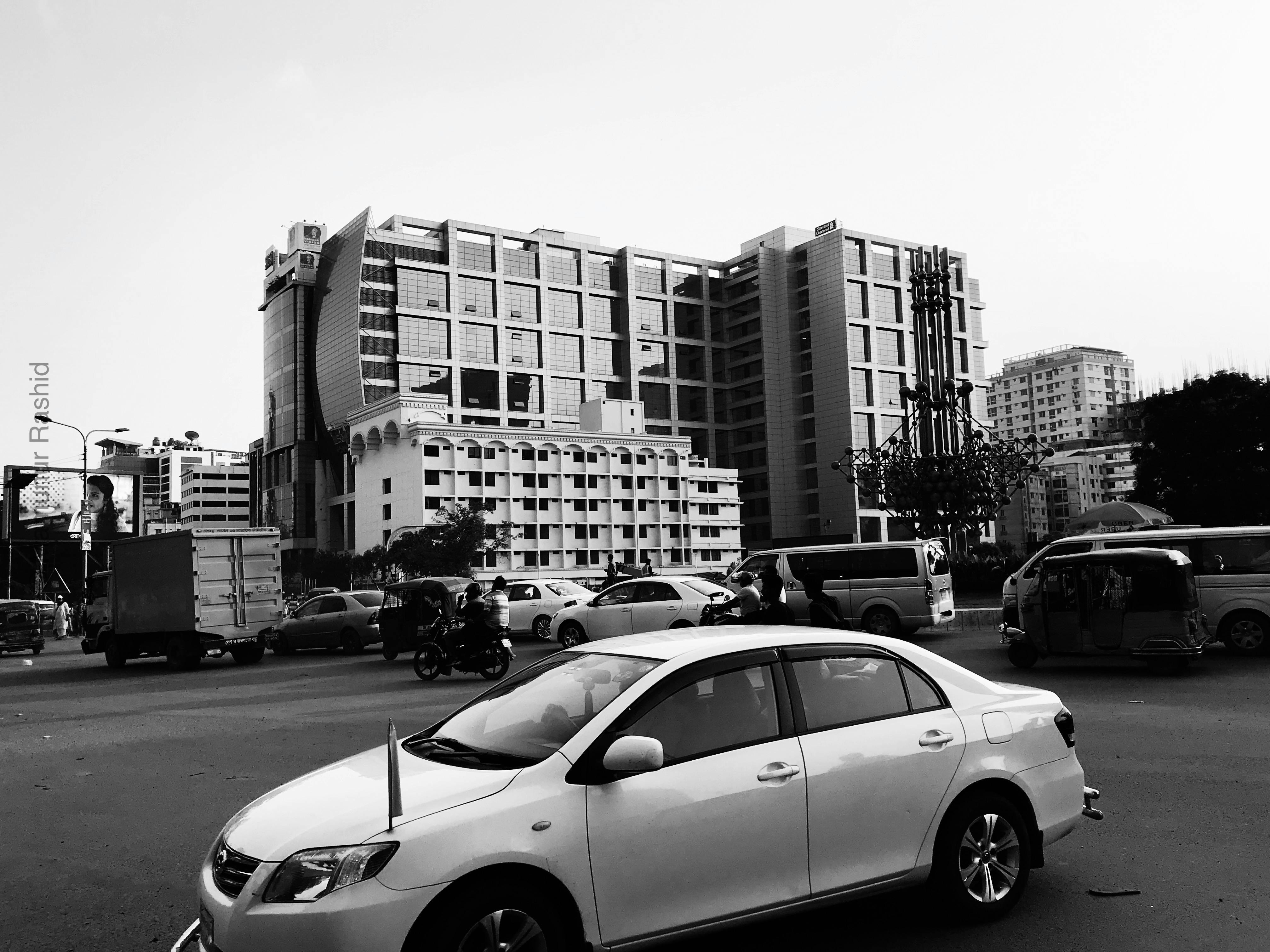 社交媒体真实互动场景