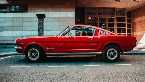 Kostenloses Stock Foto zu automobil, bürgersteig, ford mustang