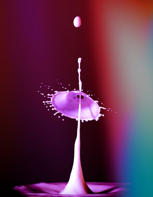 Gratuit Photographie En Accéléré D'éclaboussure De Liquide Violet Photos