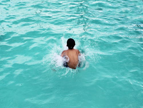 Kostnadsfria Kostnadsfri bild av dagsljus, person, simbassäng Stock foto