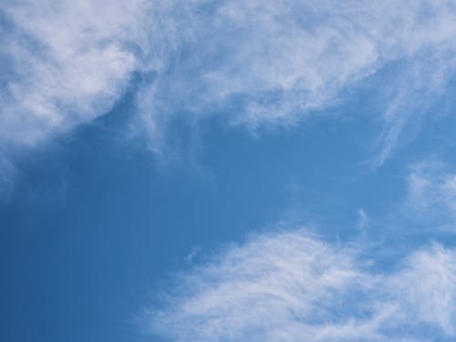 Kostnadsfri bild av atmosfär, blå himmel, lågvinkelfoto