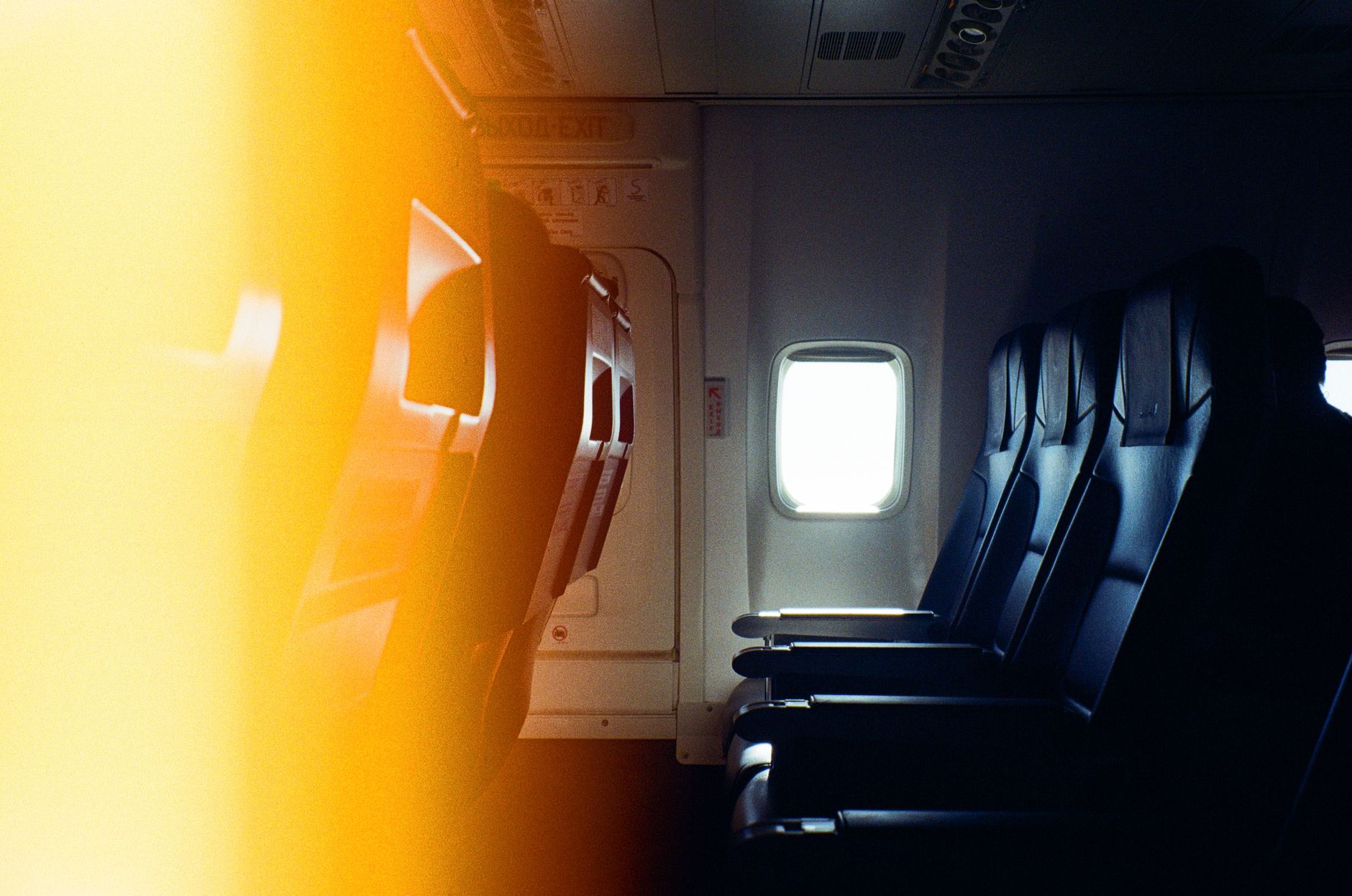 How to Bid on Upgrades for Luxury Flights at Economy Prices