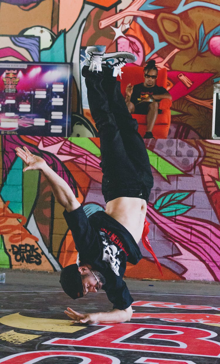 Hiphop Dancer Performing