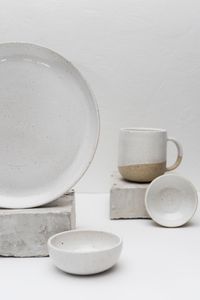 Studio White Plate view 1