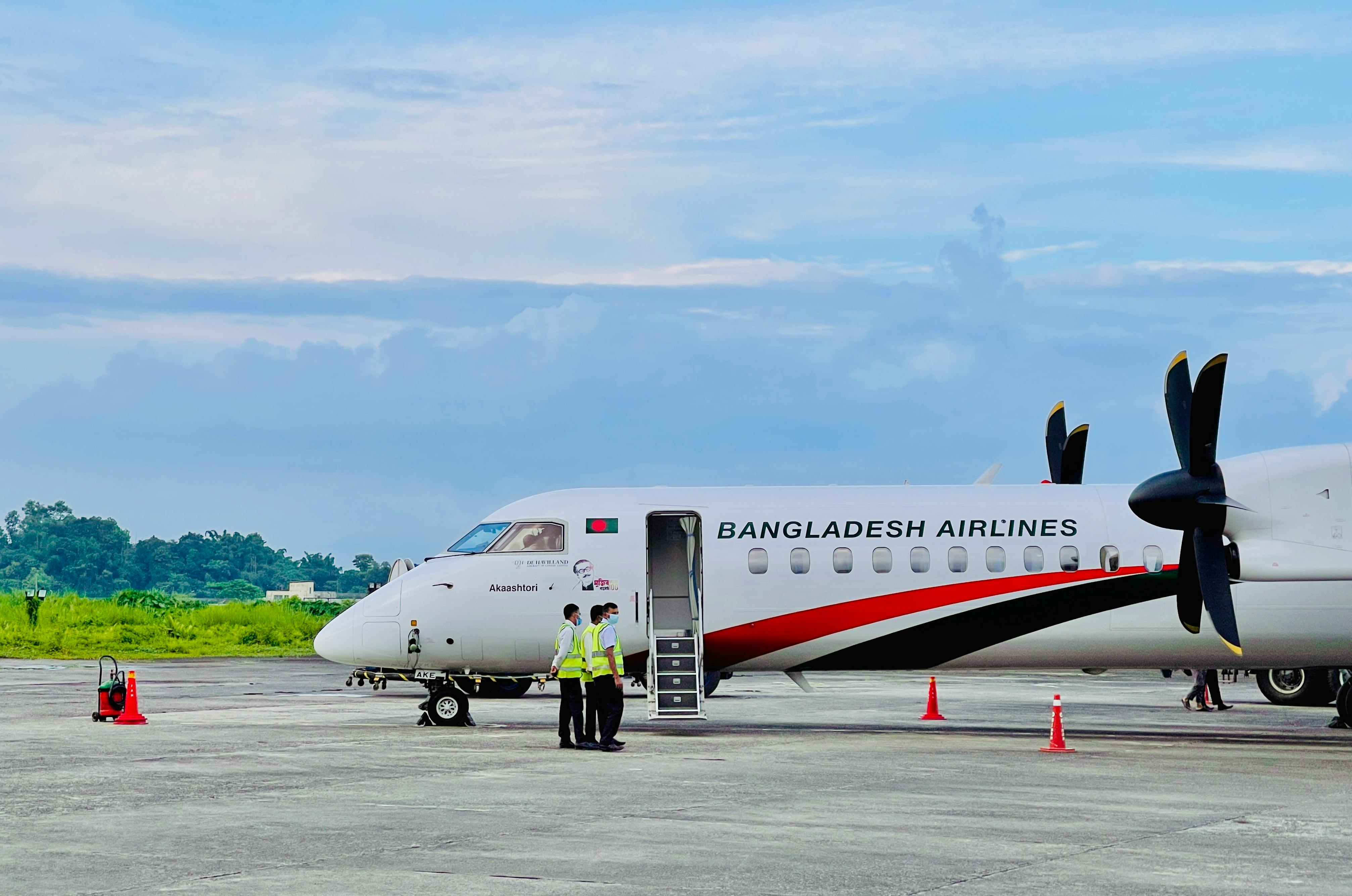 Man accumulated 1.2 million airline miles in most unusual way after exchanging 12,000 cups of chocolate pudding — Photo by iP