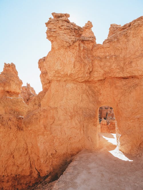 Free Narrow Arch on Bryce Canyon National Park Stock Photo