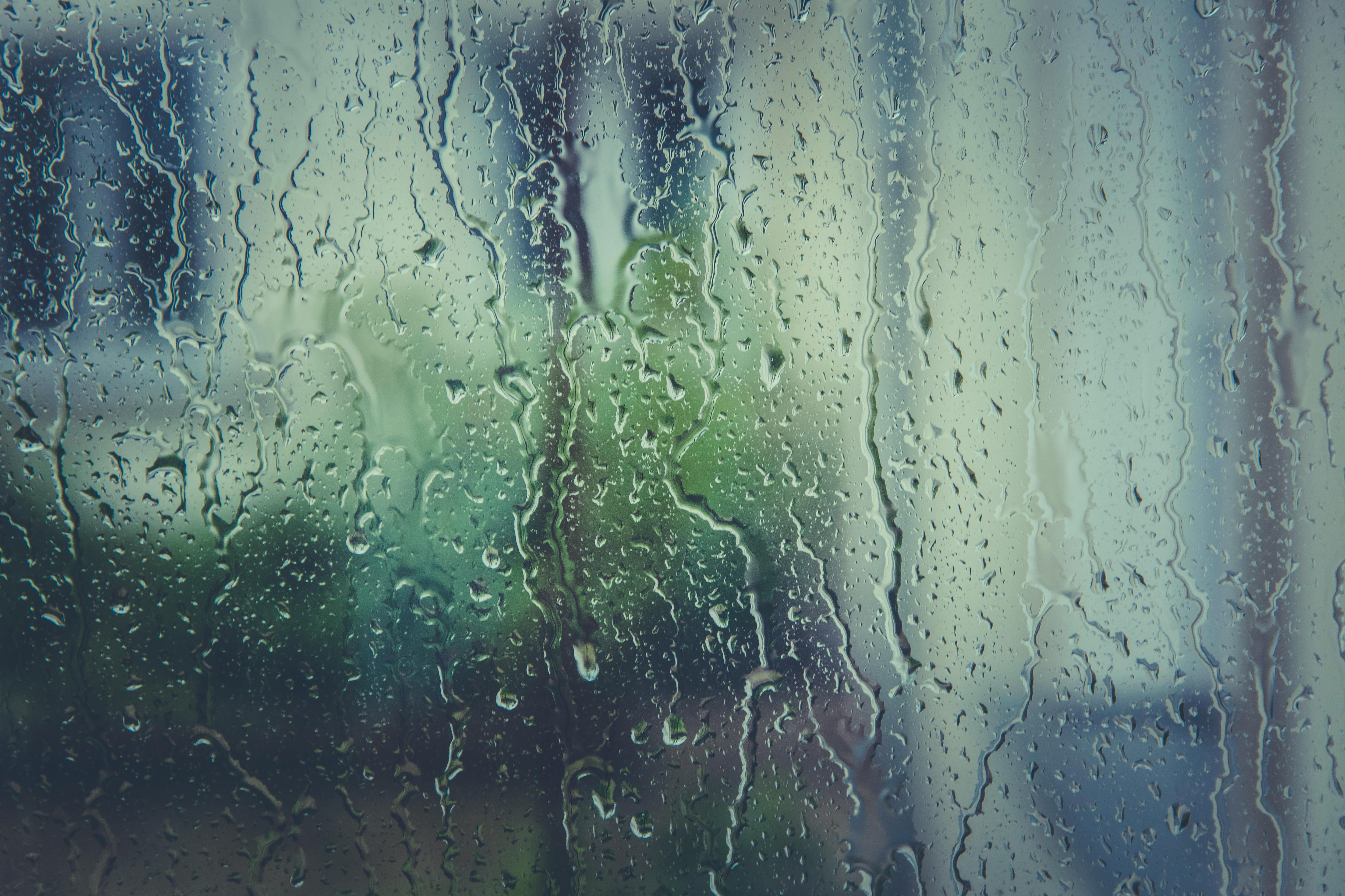 水 濡れる 窓の無料の写真素材