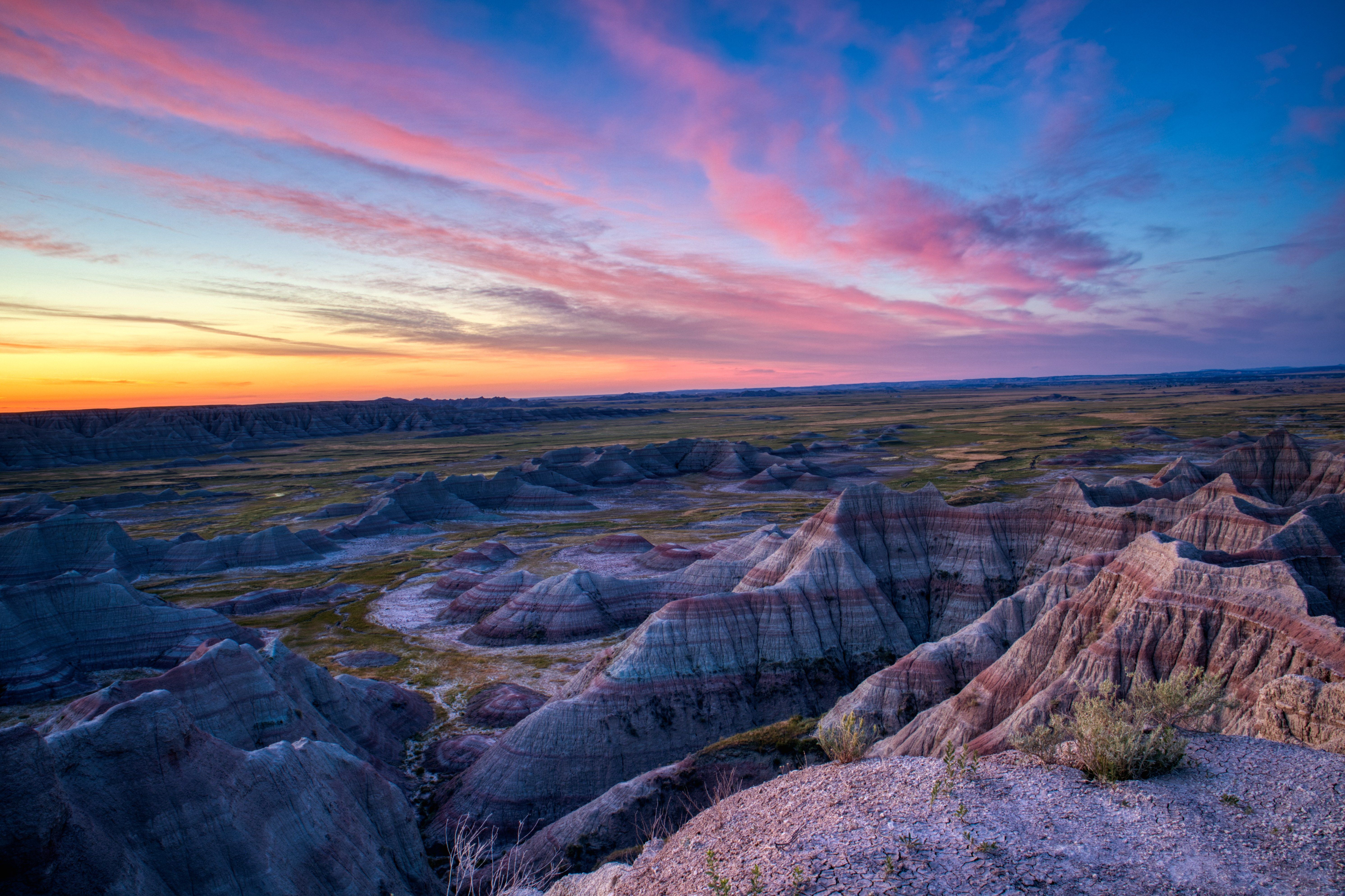 Badlands Loop Road overlooks