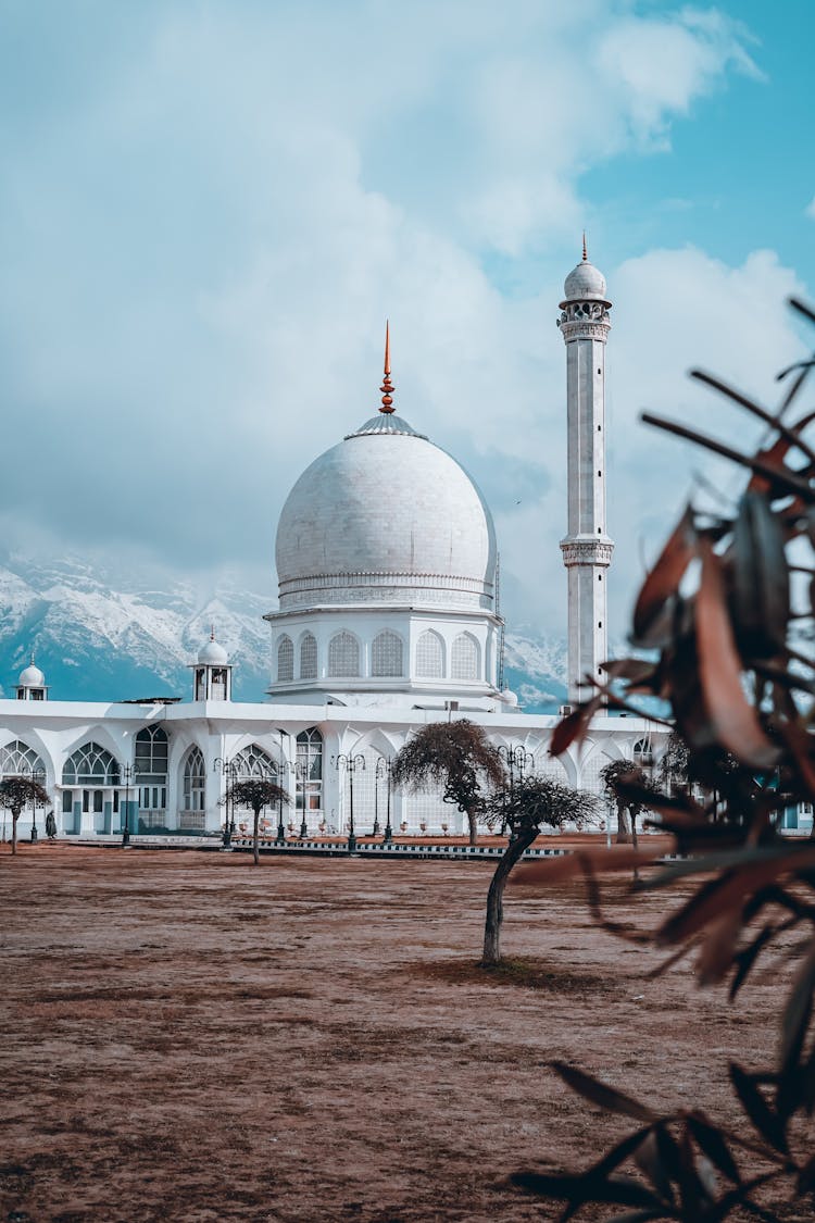 Hazratbal Shrine Under Blue Sky