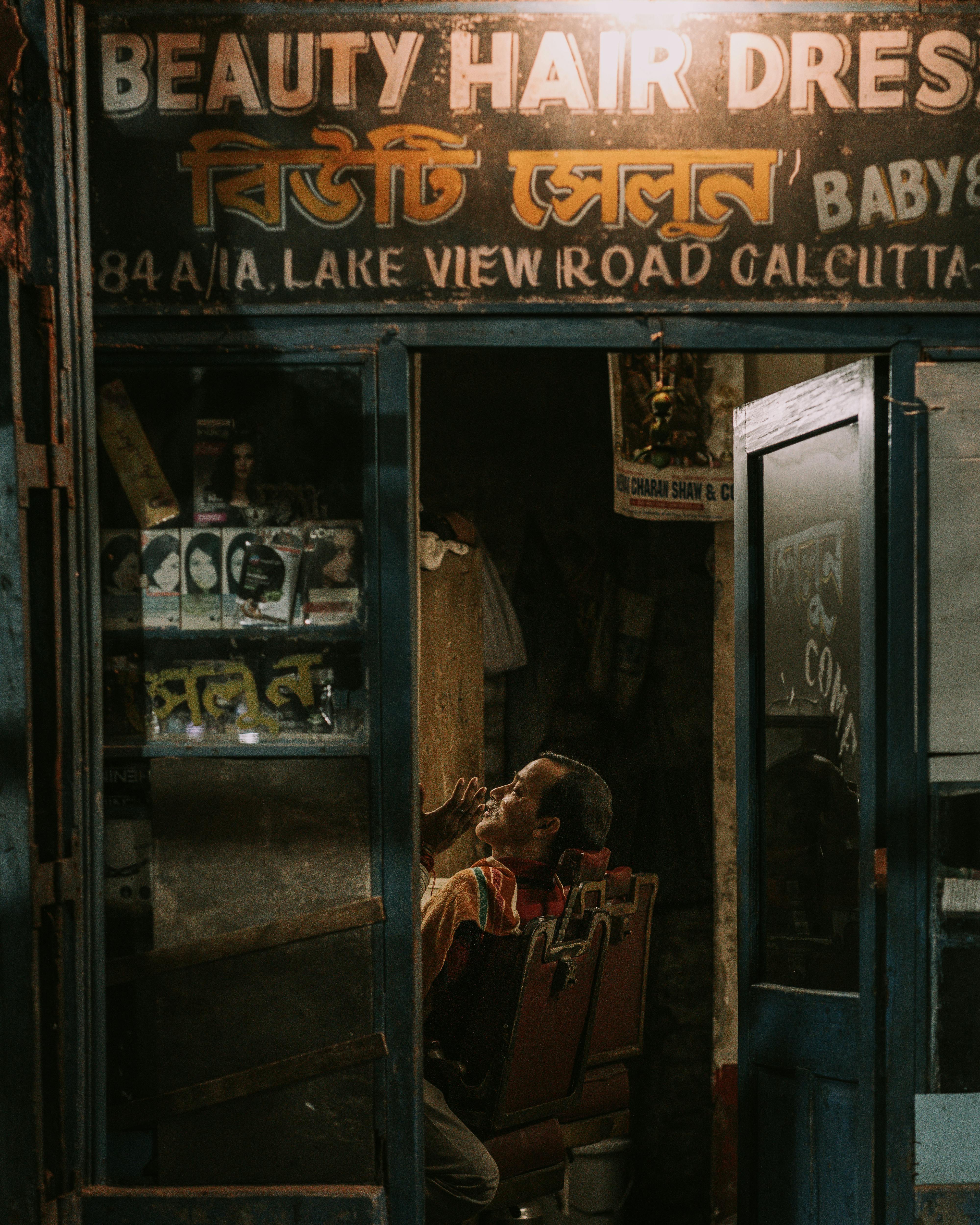 Bărbat găsit decedat pe stradă în cartierul din Satu Mare