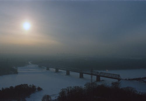 Free Photos gratuites de brouillard, coucher de soleil, enneigé Stock Photo