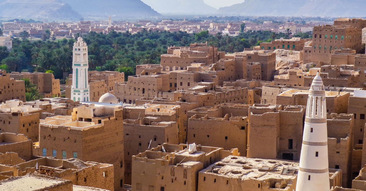 Yemen: casos de RSE que apoyan agua segura y programas educativos comunitarios Yemen: casos de RSE que apoyan agua segura y programas educativos comunitarios