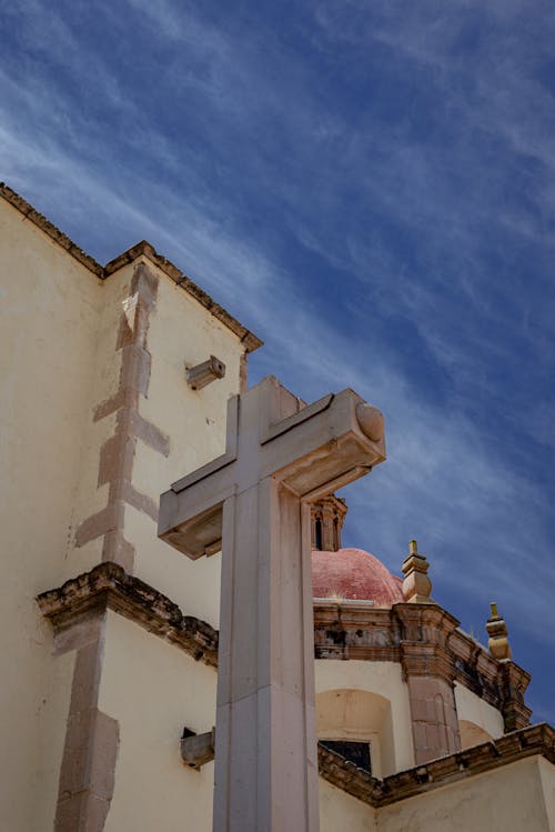 Fotos de stock gratuitas de católico, cruz, edificio