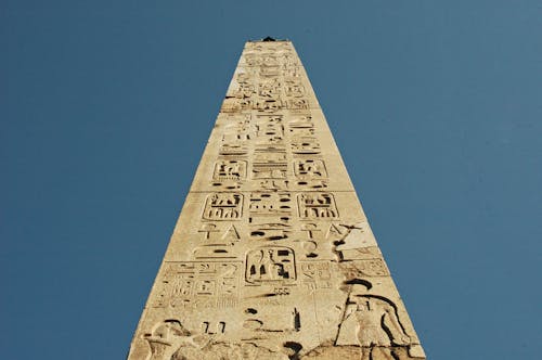 Fotobanka s bezplatnými fotkami na tému jasná obloha, miestne pamiatky, obelisk