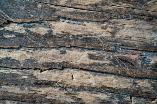 Starý dřevěný povrch před renovací