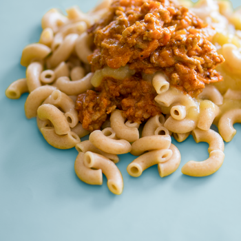 Beef And Macaroni With Cheese Sauce