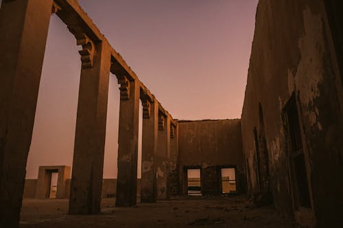 Free stock photo of abandoned building, al jumail, arabic architecture