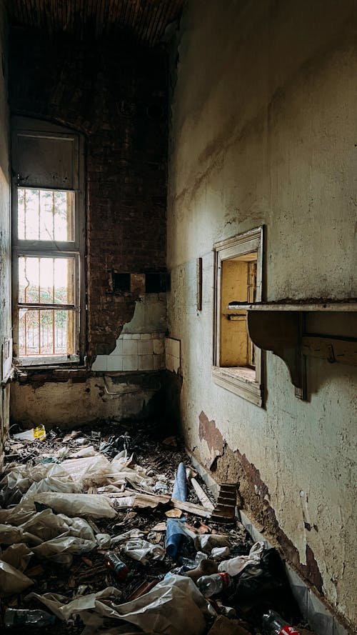 Free Photograph of an Abandoned Room Stock Photo