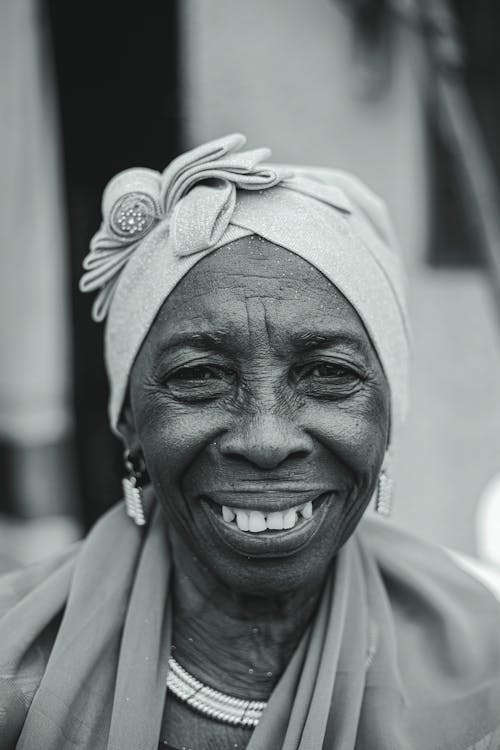 Free Portrait of Elderly Woman Smiling Stock Photo