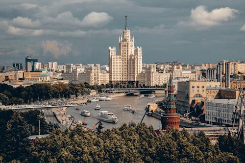 Ilmainen kuvapankkikuva tunnisteilla arkkitehtuuri, highrise, joki