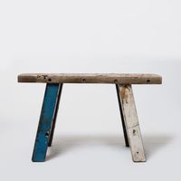 Reclaimed wood stool, photo by Ksenia Chernaya on Pexels