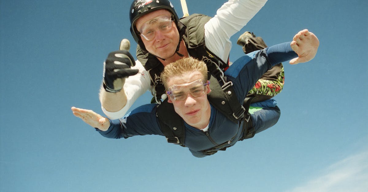 Parachutisme tandem : une option idéale pour les débutants