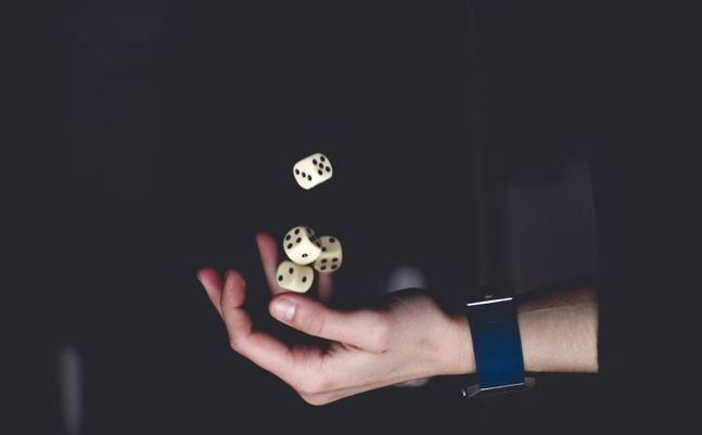 Online Casino: Spielautomaten und Live-Spiele im Überblick