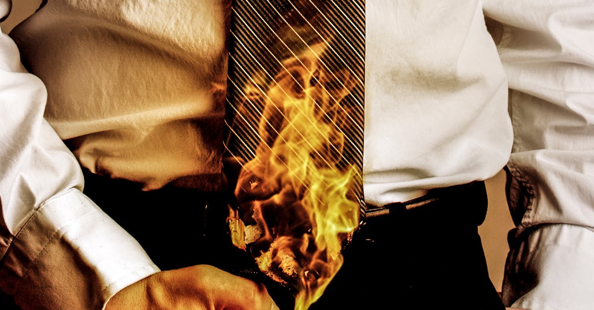 How to use a lighter Bic