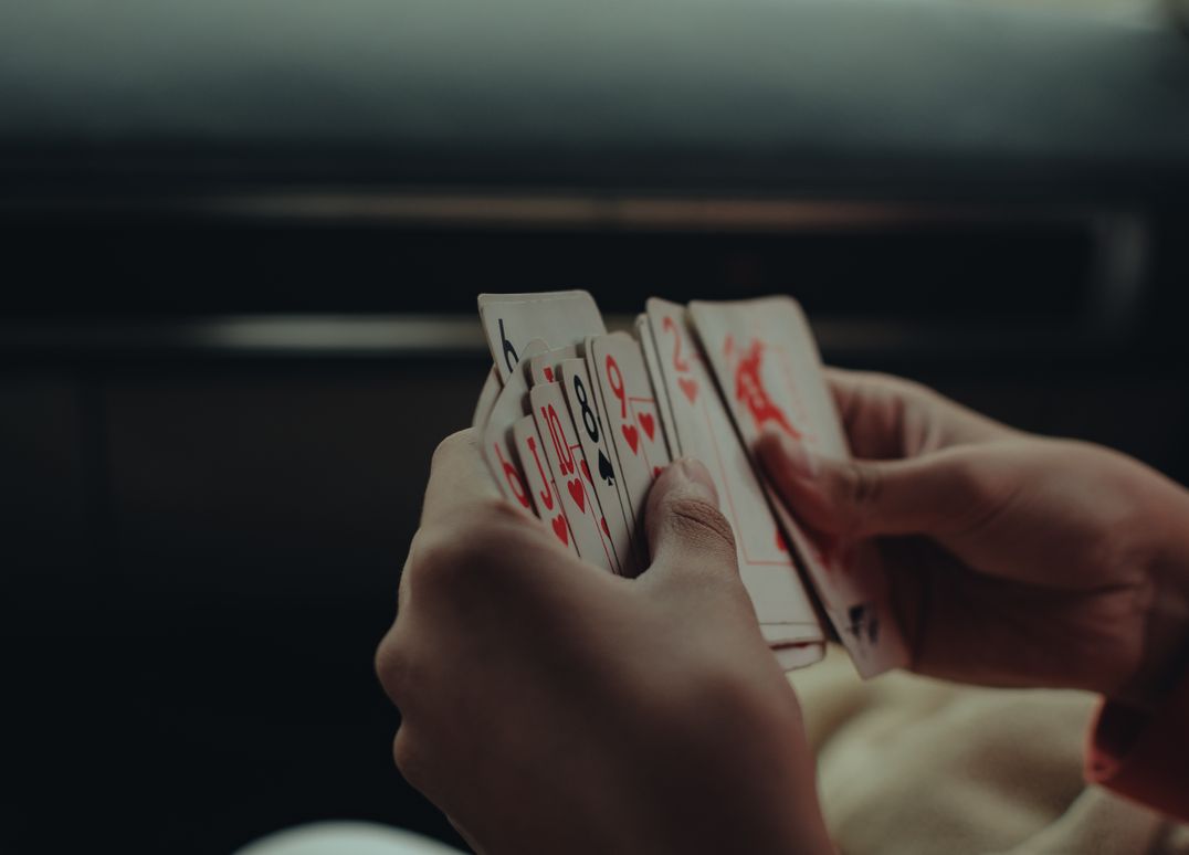 Online Casino: Spielautomaten und Live-Spiele im Überblick