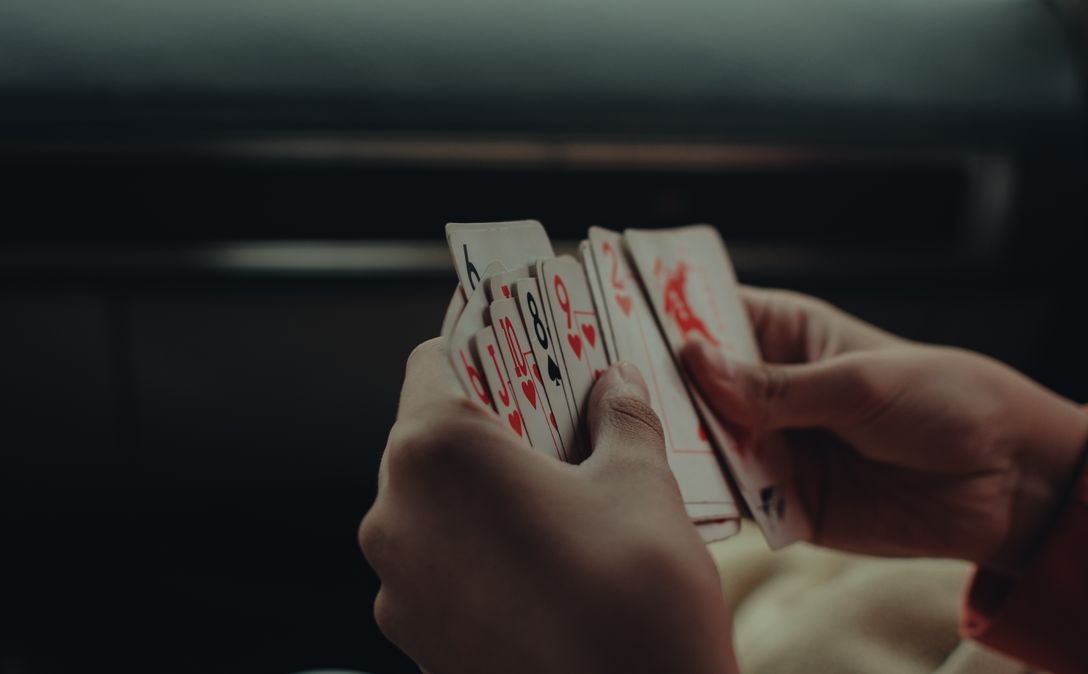 Online Casino: Spielautomaten und Live-Spiele im Überblick