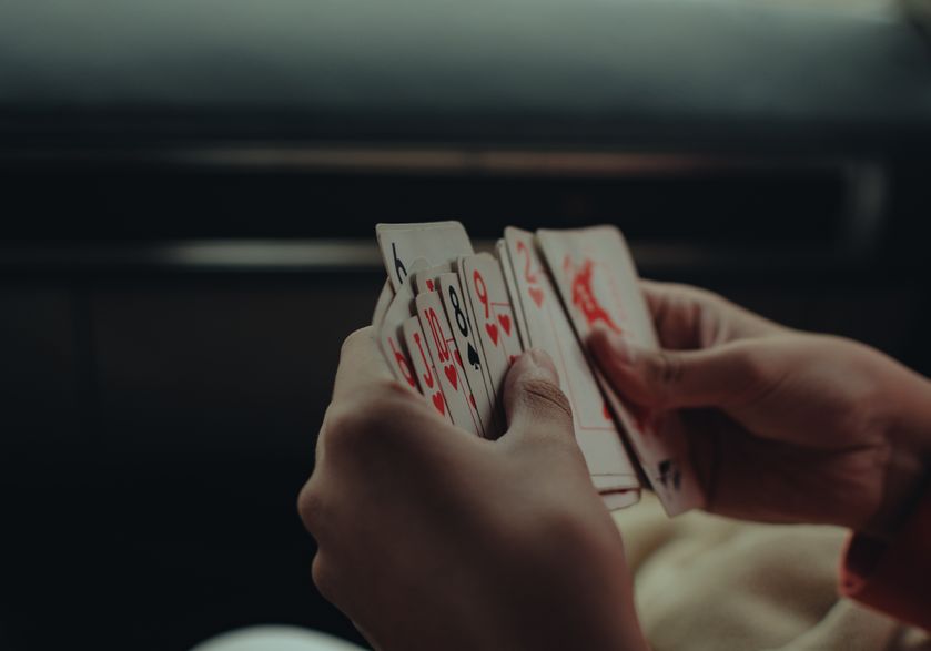 Online Casino: Spielautomaten und Live-Spiele im Überblick