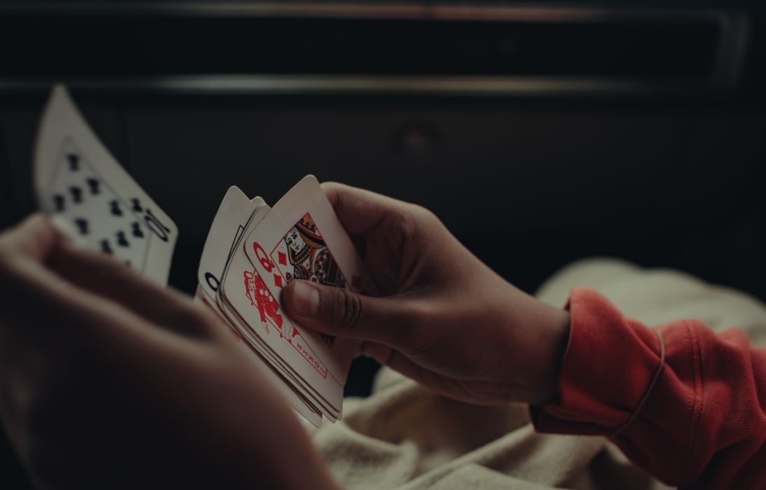 Online Casino: Spielautomaten und Live-Spiele im Überblick
