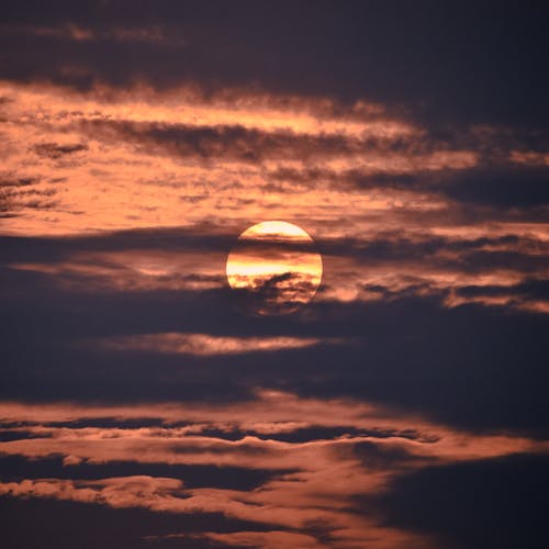 Immagine gratuita di cielo, fotografia con le nuvole, fotografia lunare
