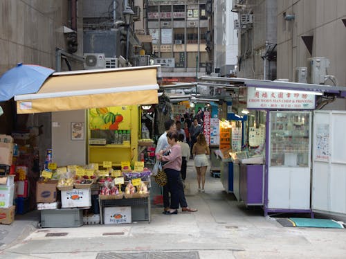 People at the Marketplace