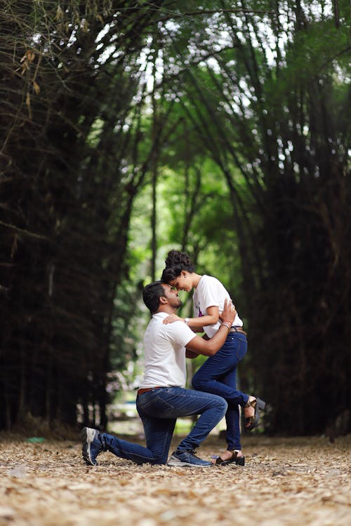 Free A Romantic Couple in the Forest Stock Photo