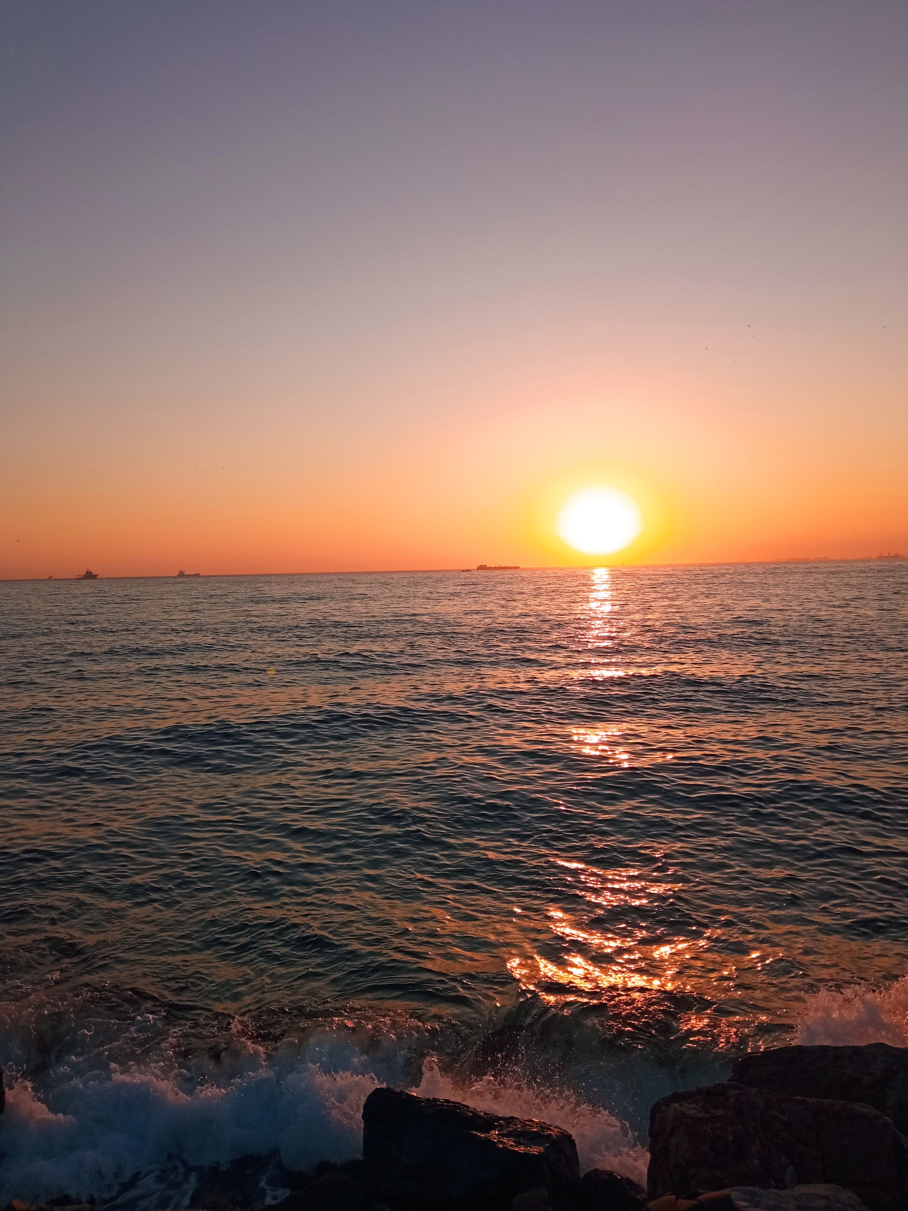 View of a Sea during Sunset · Free Stock Photo