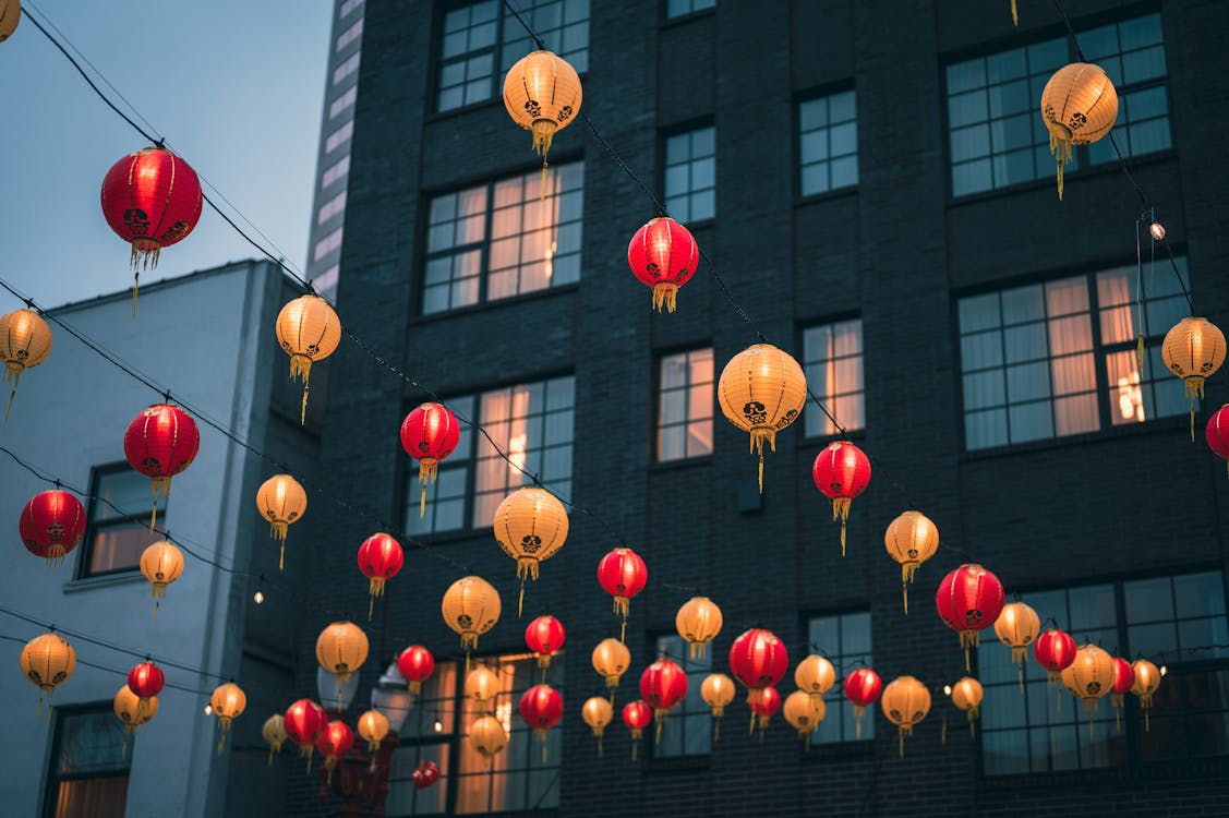 Free Chinese Lanterns Hanging on Street Stock Photo